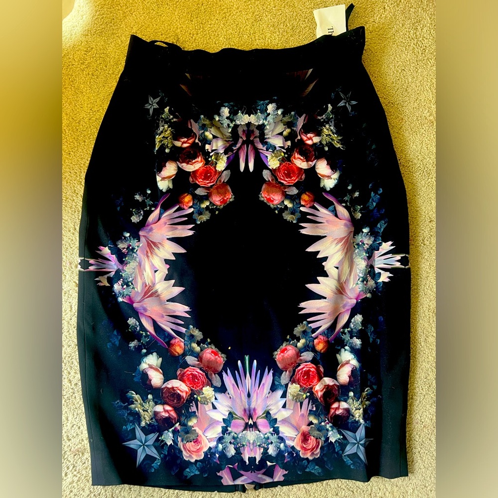 Givenchy Graphic Print pencil skirt size 40